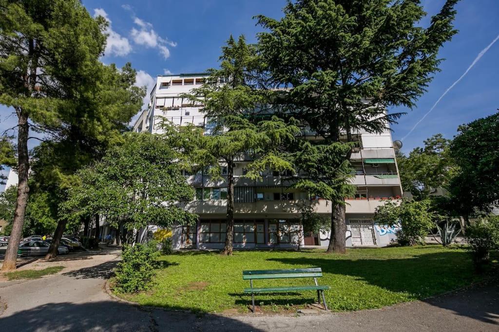Palomia A Apartment Split Exterior photo